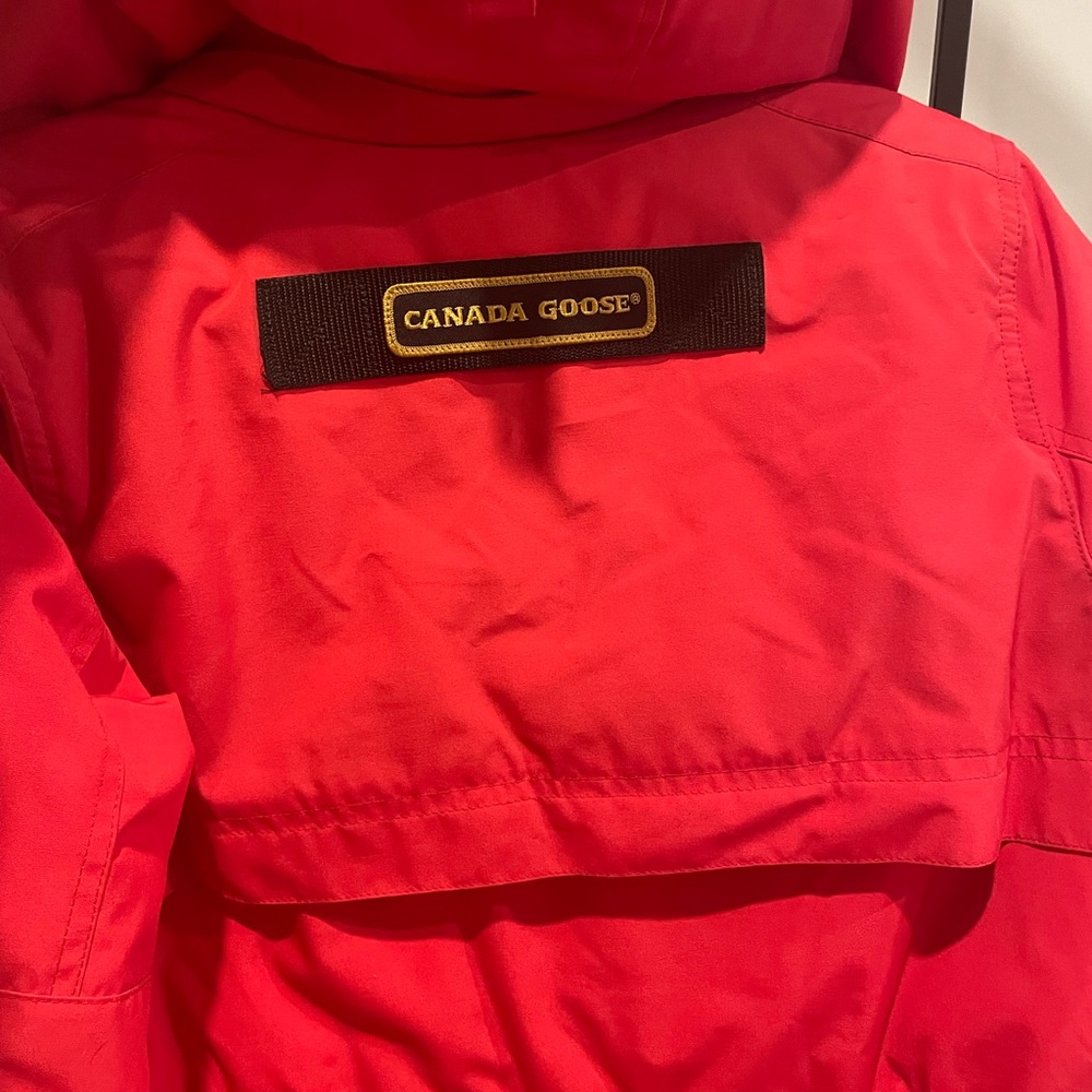 Canada goose Gabriola Parka in Small - Picture 11 of 16